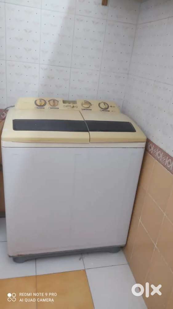 LG washing machine like new condition
