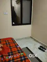 1 room bathroom govindpuri me rent par dena hai
