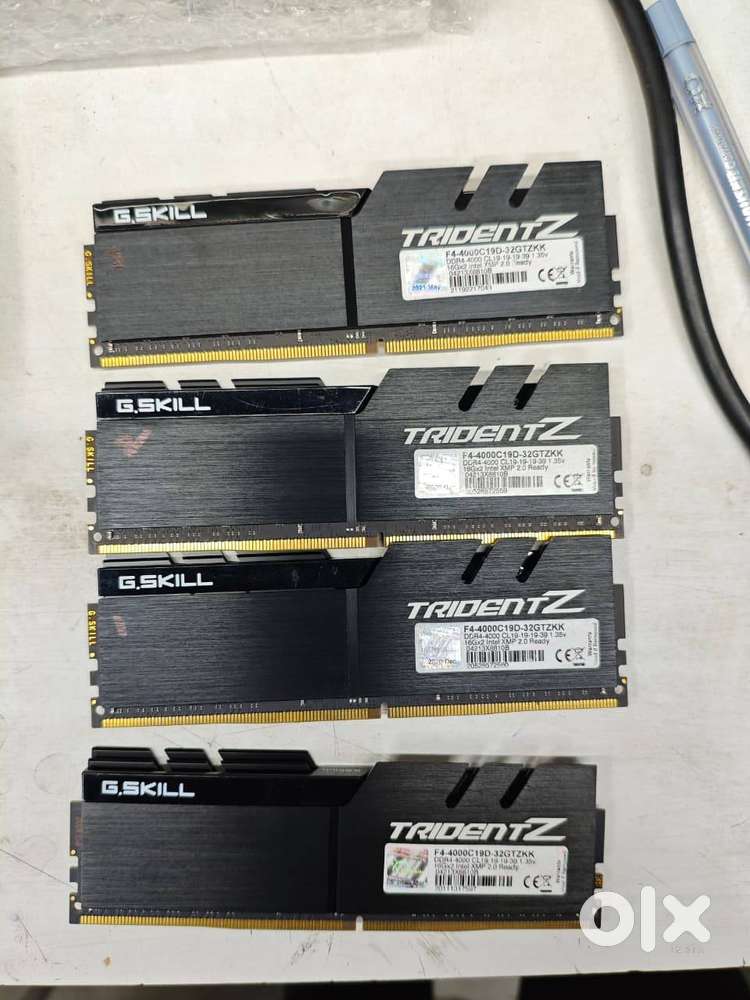 G.SKILL Trident Z 16GB DDR4 4000Mhz (F4-4000C19D-32GTZKK) Desktop RAM1