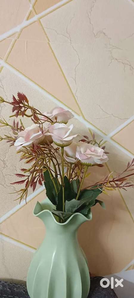 Decorative Flower Pot – Perfect for Home & Balcony