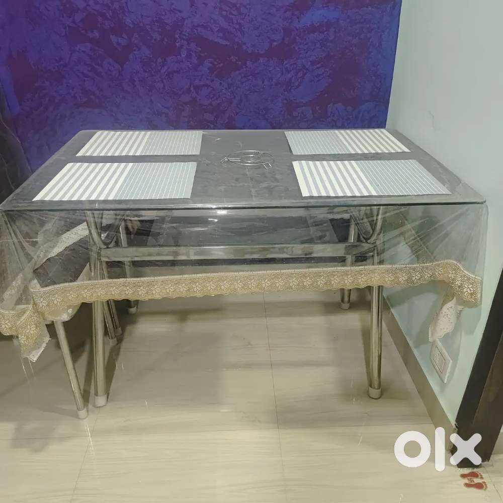 New dinning table for sale at reasonable price