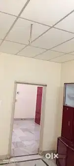 Very good house with good ventilation and full Dat water available