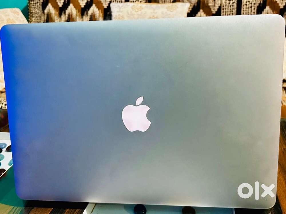 MacBook pro I7 for sale in 30000