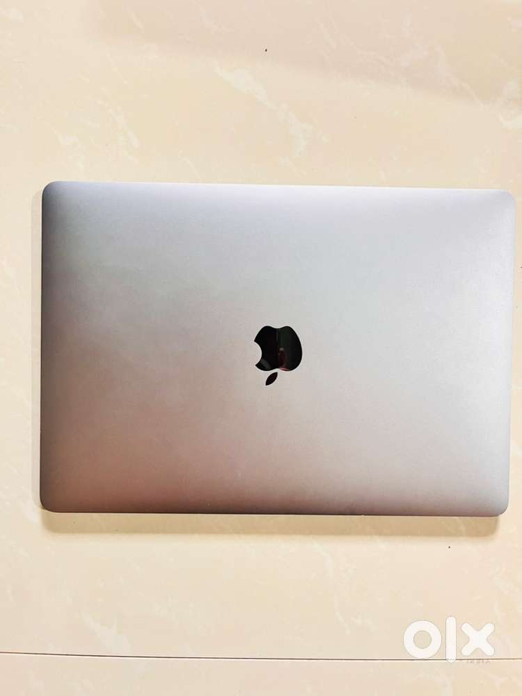 Apple macBook Air M1 (2020) -Excellent Condition  8GB RAM  256GB SSD