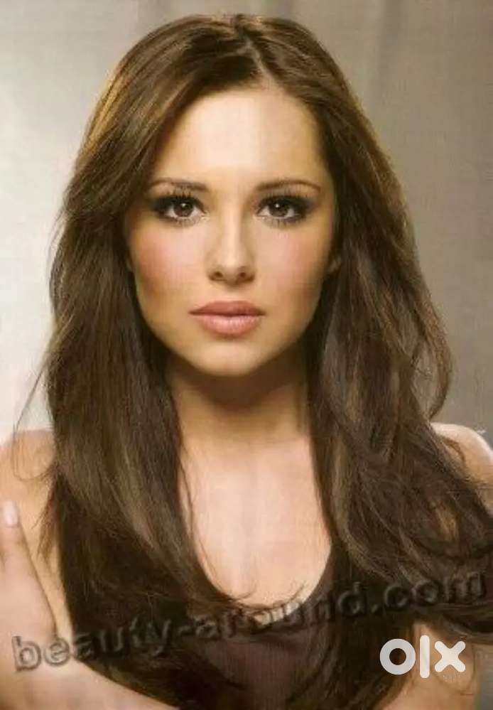 Simple female personal secretary for long time work in garmentsbrands