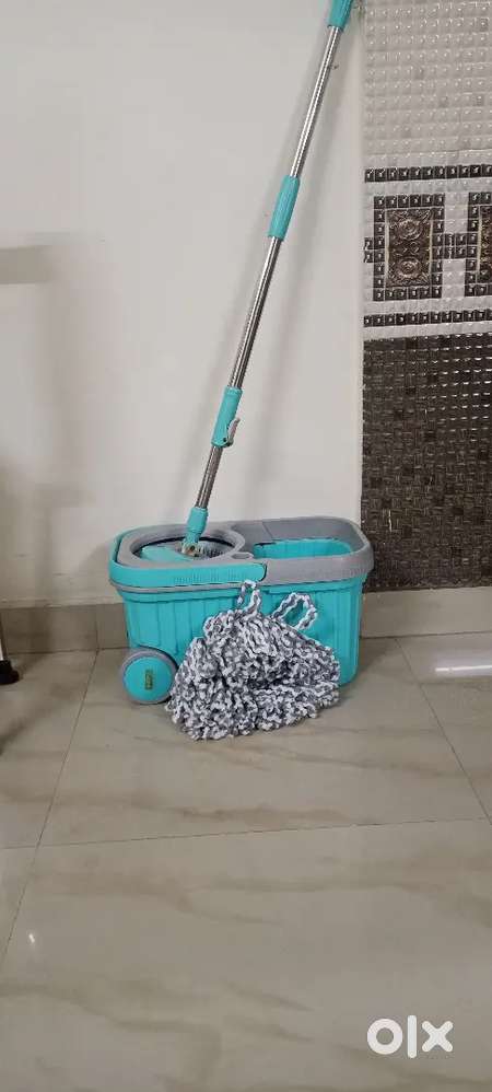 Spin Mop with Steel Wringer and Auto-fold Handle, Blue, 1 Refills