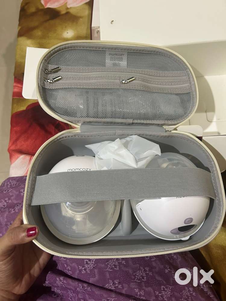 Momcozy breastpump