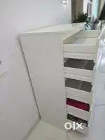 Modern 5-Drawer Chest from Ikea– Perfect for Home/Office Storage