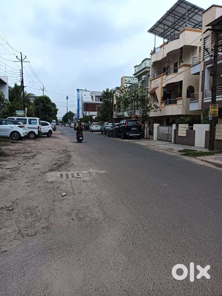 4 BHK Apartment in Gotri
