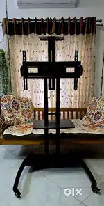 Heavy duty TV stand ( North Bayou brand)
