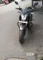 Honda hornet 160r