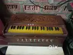 Double sound Harmonium