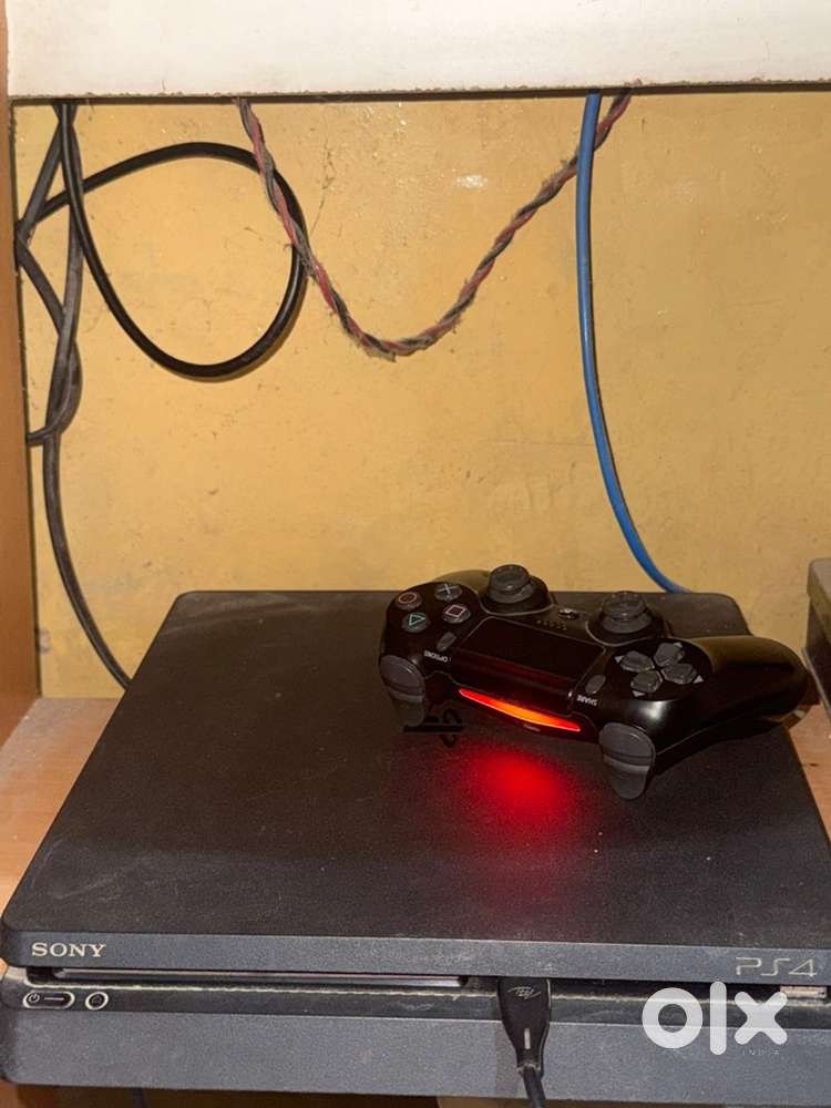 Gaming console 1 TB