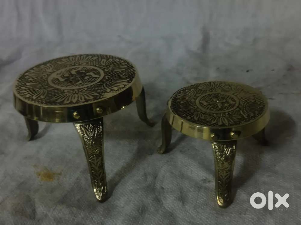 Antique pure brass solid heavy bhagwan ki or puja choki 10/8 & 7/6 cm