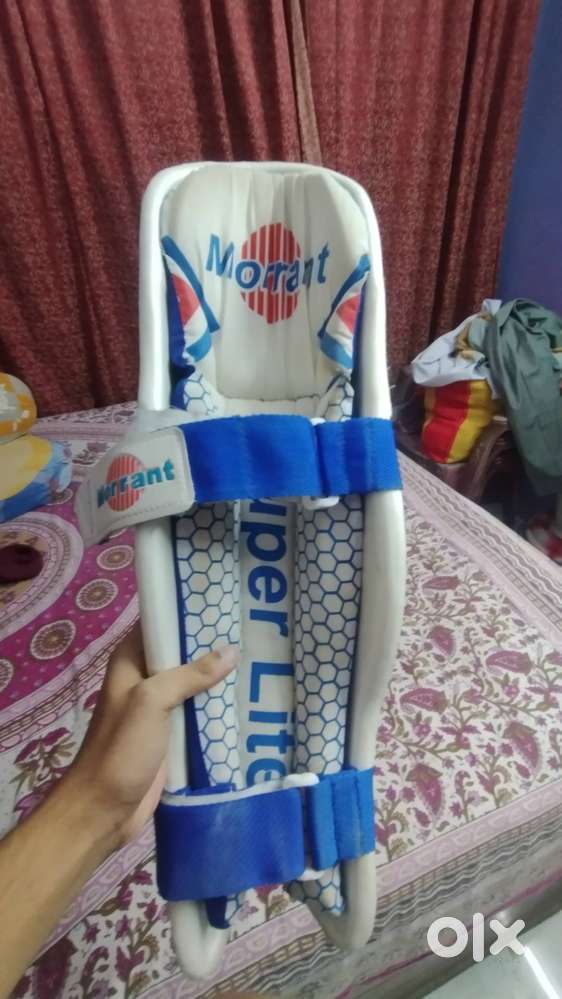 Morrant Ultralite Cricket Pads