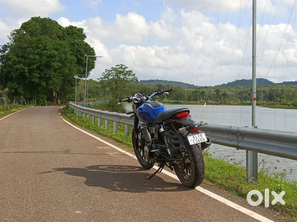 Honda CB 350 rs  1500 km only