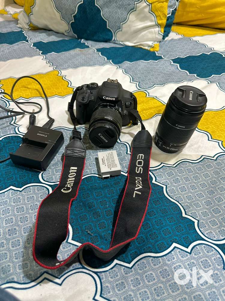 Canon 700D