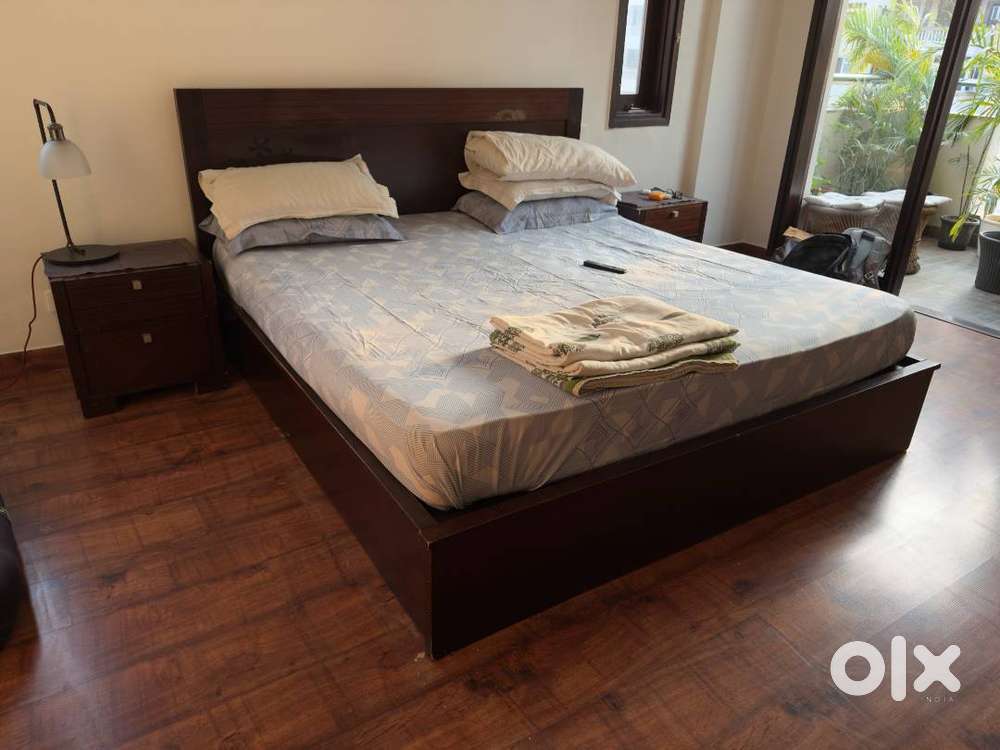 King Bed plus 2 side tables for sale