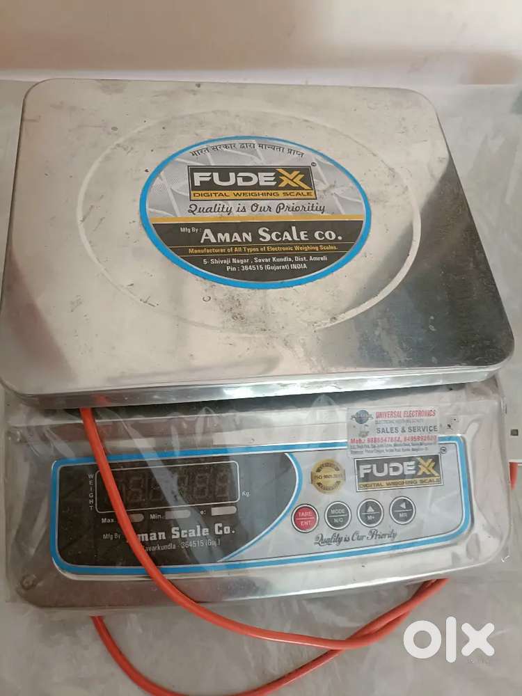 scale for sale excellent condition