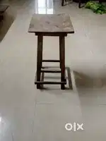Stool / table