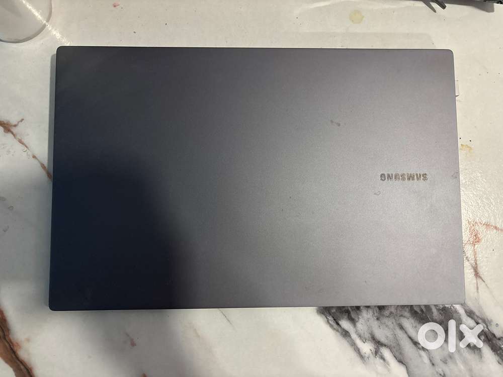 Laptop Samsung gaalxy dook