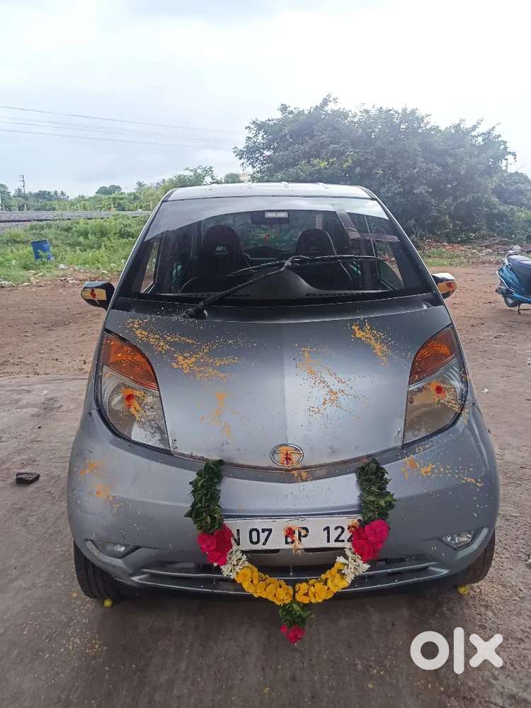 TATA NANO LX 2011