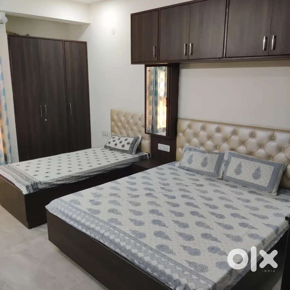 Heritage Rooms PG – Fully furnished rooms near MG Road Metro.