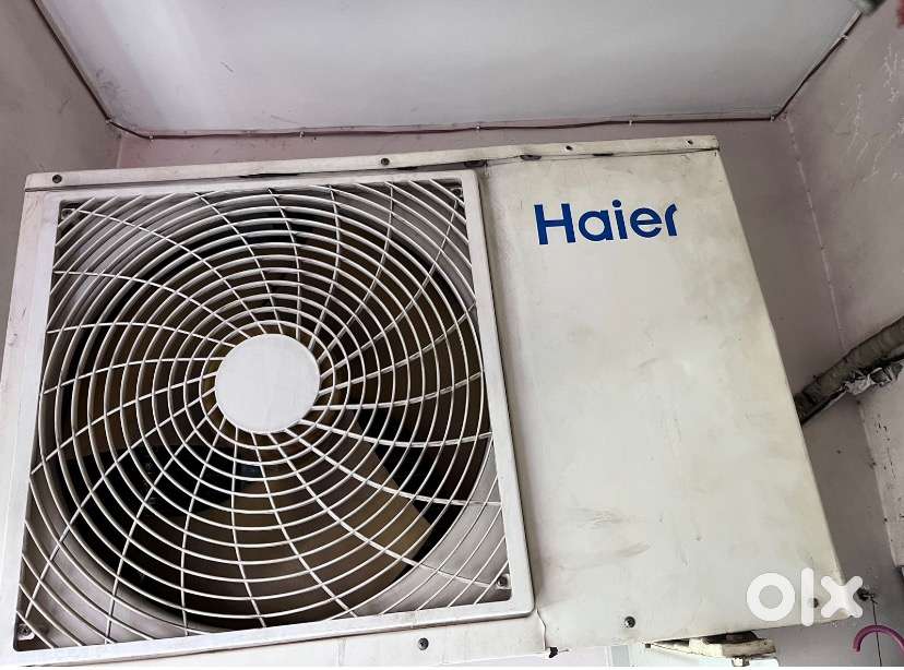 1.5 ton hair AC