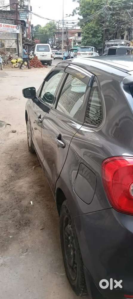 Maruti Suzuki baleno delta showroom condition car company record avail