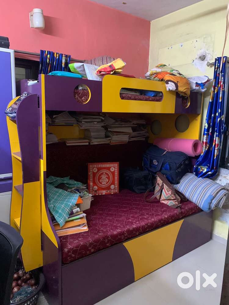 Bunk bed with extended bed