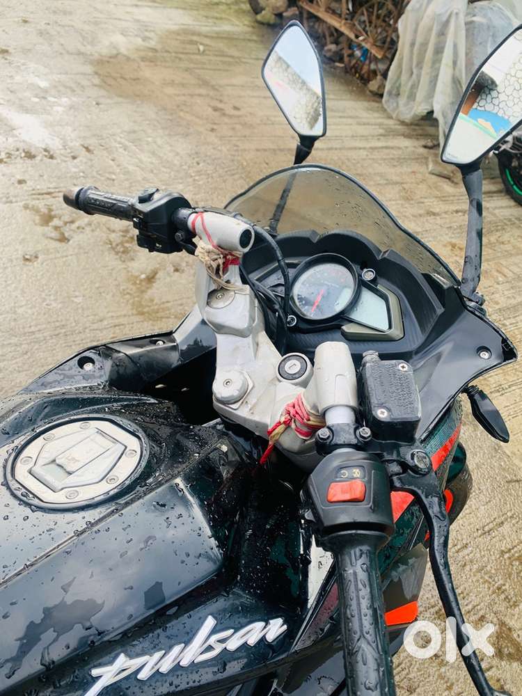 Pulsar Rs 200