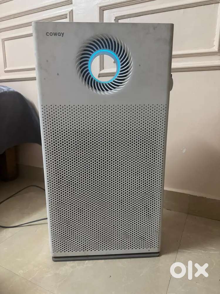 Coway professional air purier with HEPA green filter