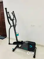 CROSS TRAINER