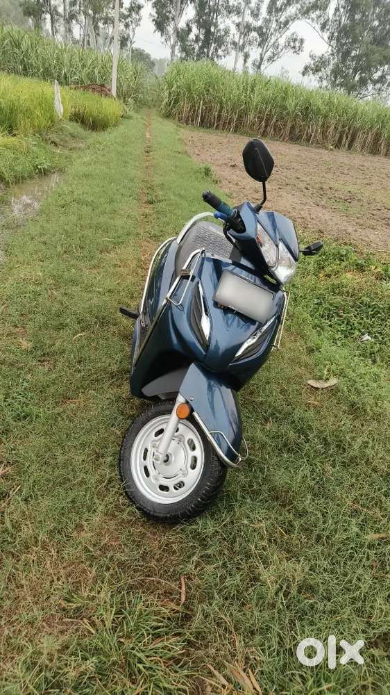 Honda activa 6g scooter