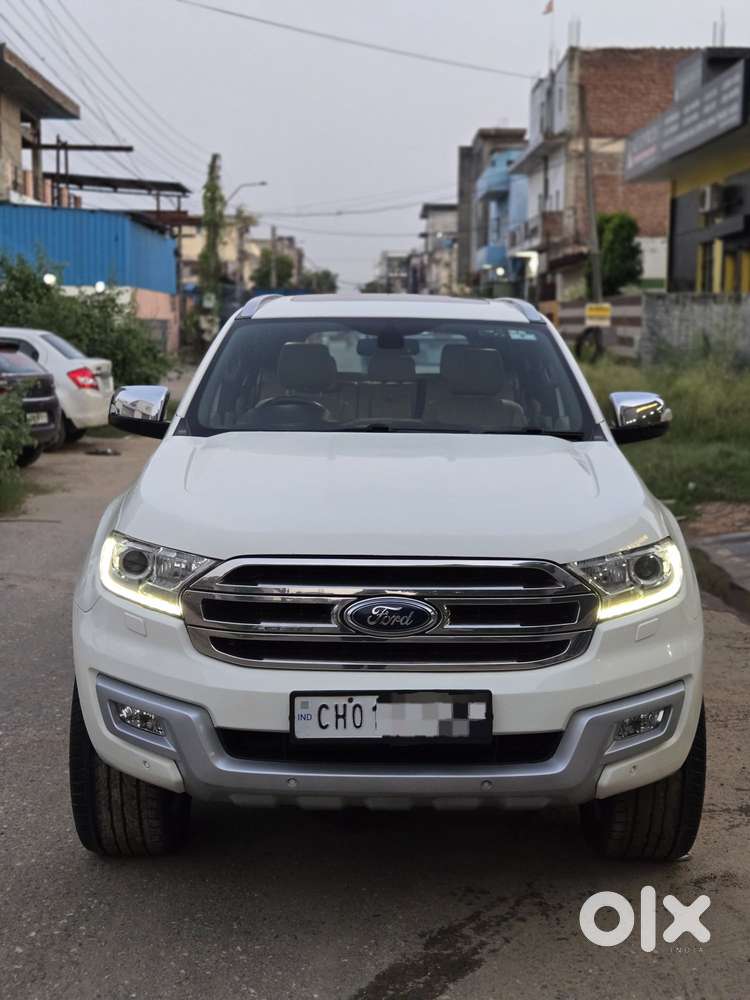Ford Endeavour 3.2 Titanium AT 4X4, 2016, Diesel