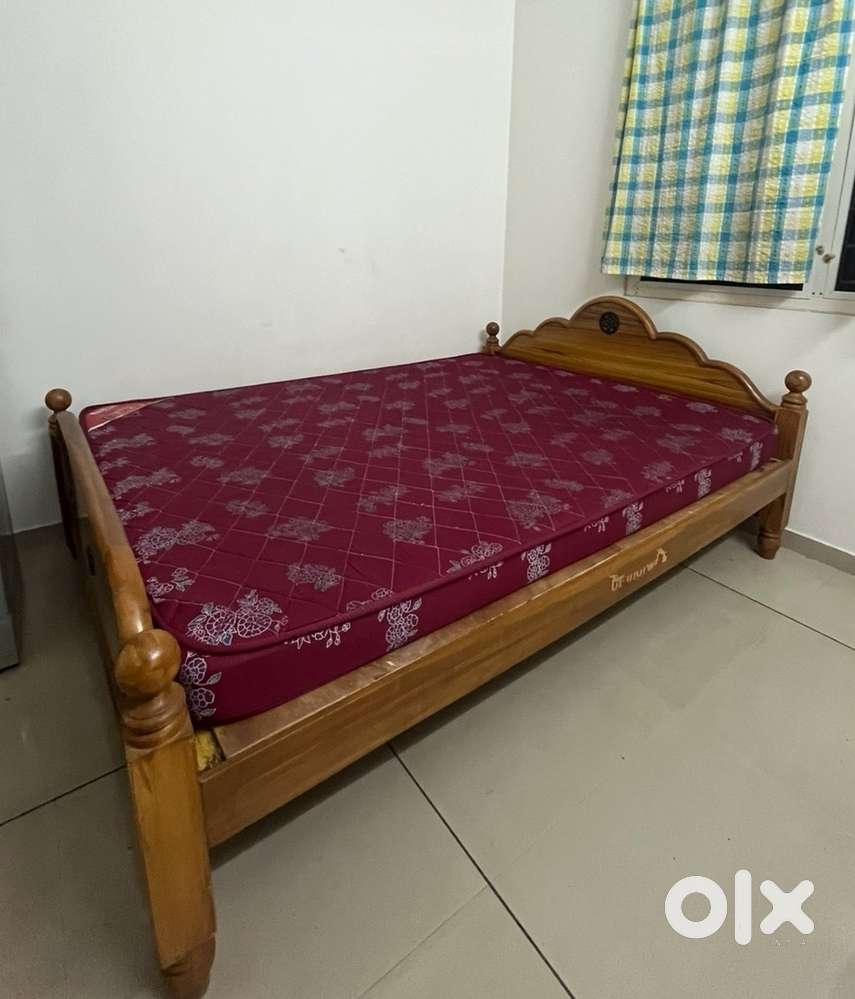 Queen size cot and mattress