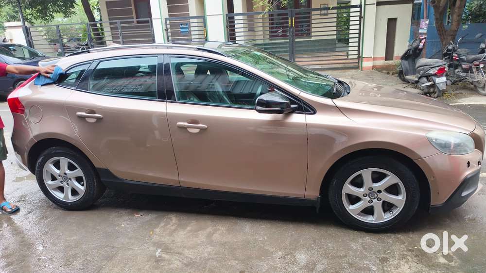 Volvo V40 Cross Country D3 Inscription, 2014, Diesel