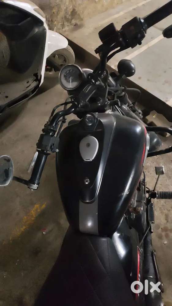 Bajaj Avenger 220 Street Black And Red With VIP Number