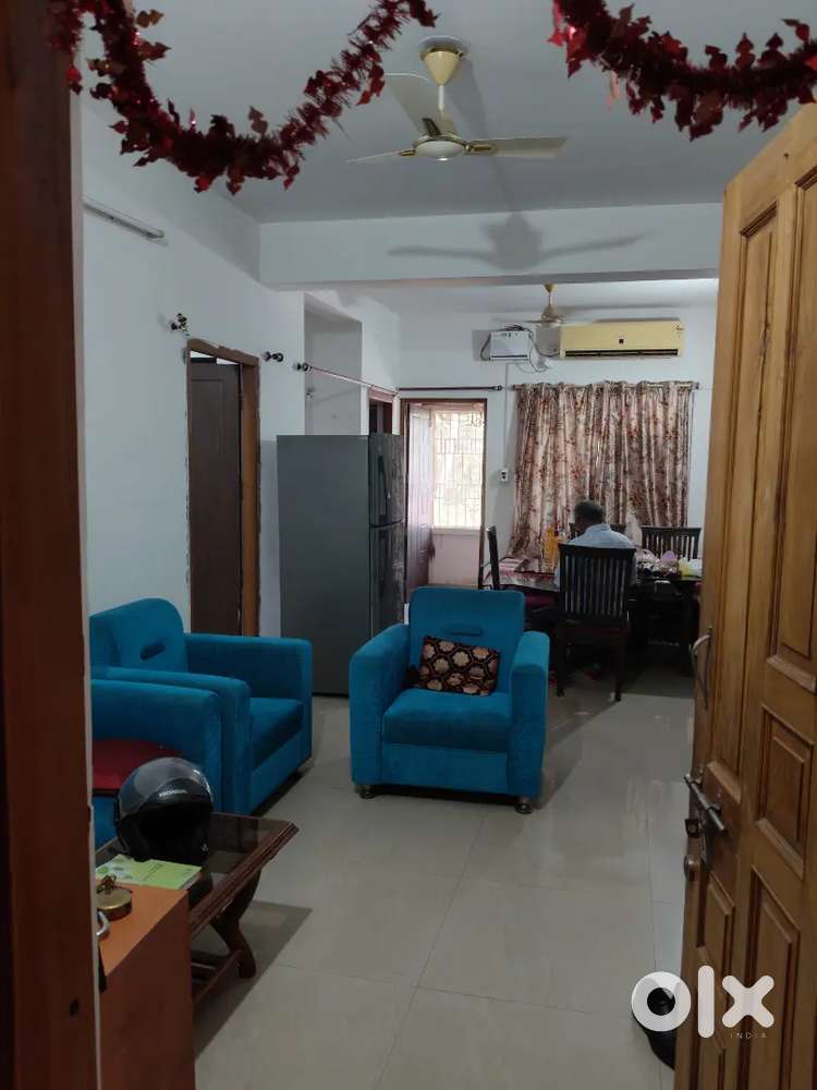 Spacious  Apartment with City Views, and Prime Location.