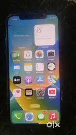 iPhone 11 purple colour minor back break