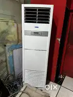 BLUESTAR TOWER AC AVAILABLE FR SALE 4 TON 4.5 TON GAS-R32 & R22 VERY