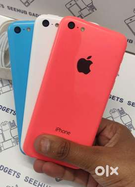 New Iphone 5c storage 32Gb  Box pack Mobile buynow with all accessorie