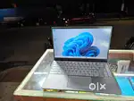 msi  laptop clean and neat