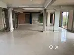 1700 sq ft commercial space for rent on racecourse ring road