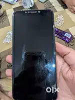 Poco F1  and selling price is 7000