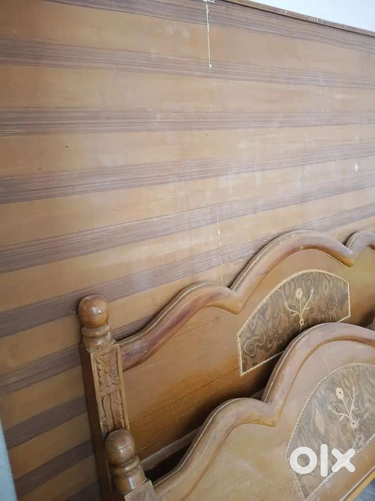 Wooden cot