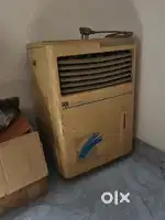 Water cooler with trolley