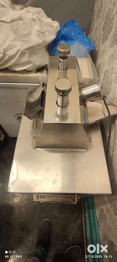 Sugarcane Juice Machine