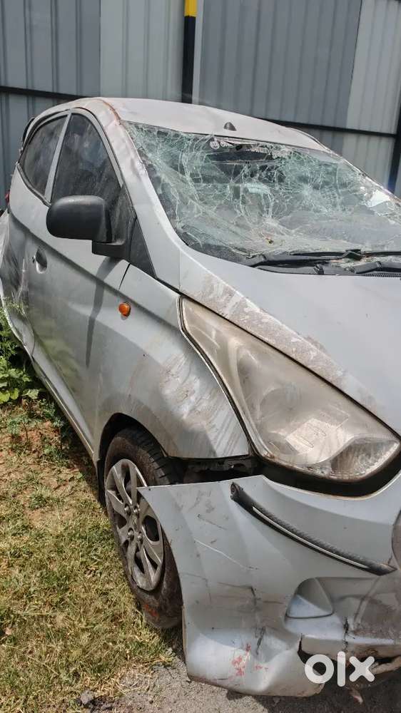 Hyundai Eon 2016 Model used car spare parts