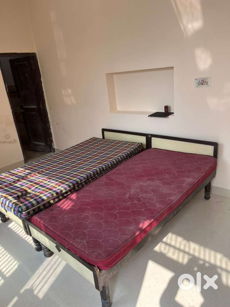 Well furnished Two room set